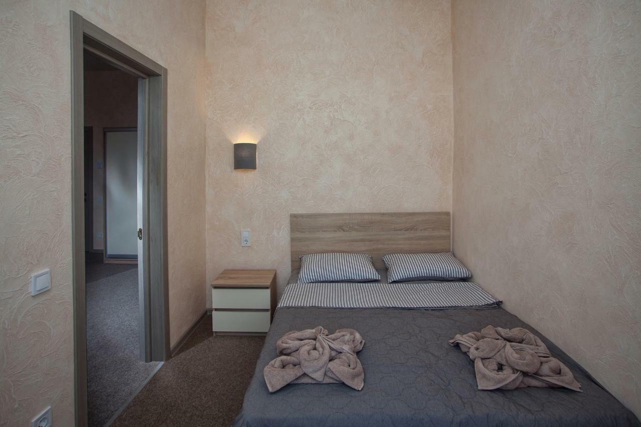 Fanfan Hotel Odessa Buitenkant foto