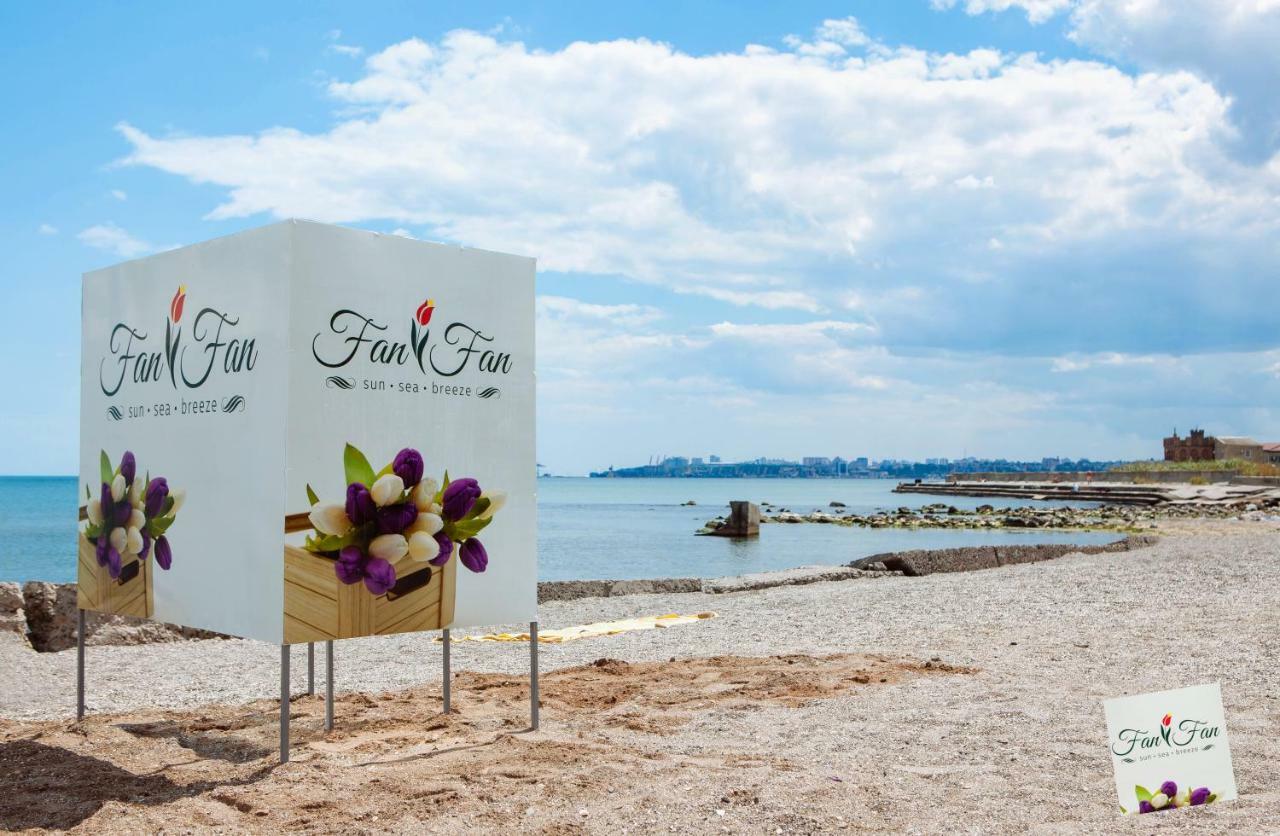 Fanfan Hotel Odessa Buitenkant foto